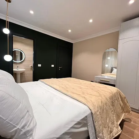Aulisa Luxury * Tirana
